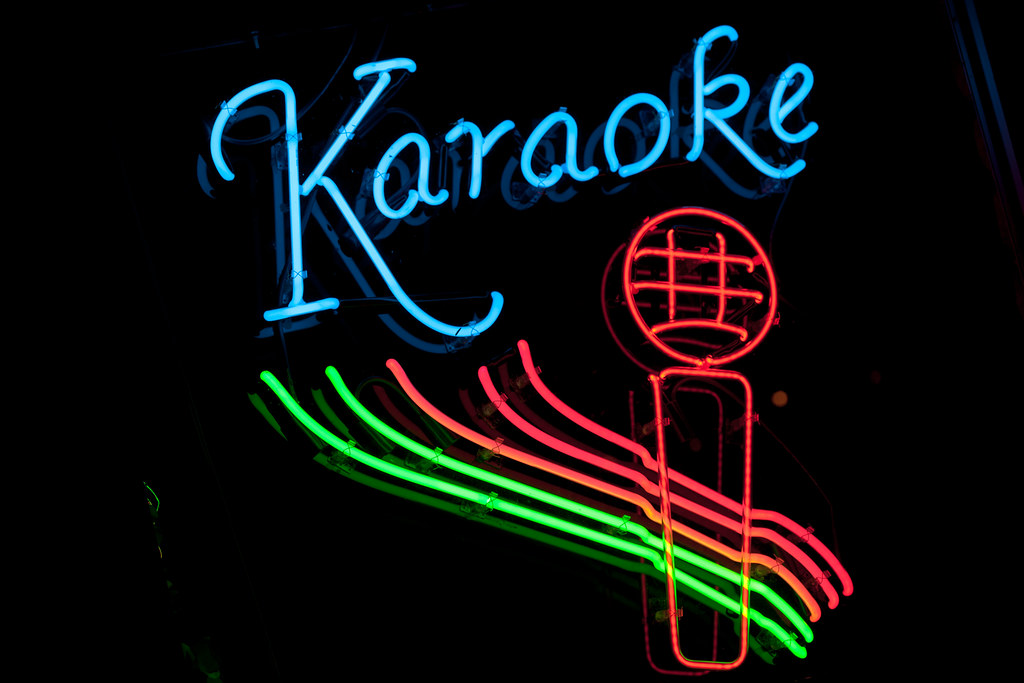 logo karaoke